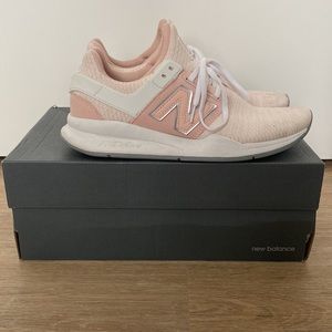 New Balance Women’s 247 Knit Upper Oyster Pink Sneakers in Box US 9